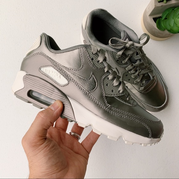 Nike Air Max 90 LTR SE GG NWT - Picture 2 of 8